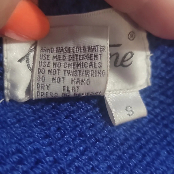 Vintage Christine blue white beaded wool angora sweater small S - Picture 3 of 9